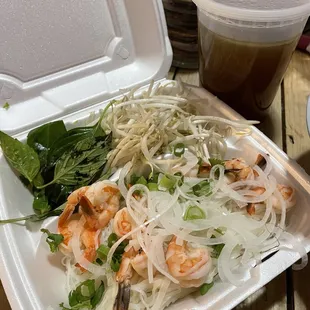 Shrimp pho
