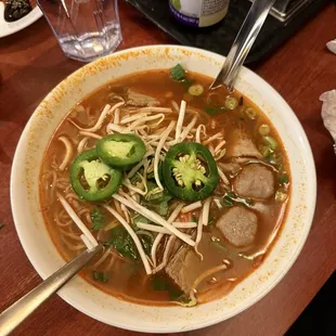 15  Pho Hue (Spicy)
