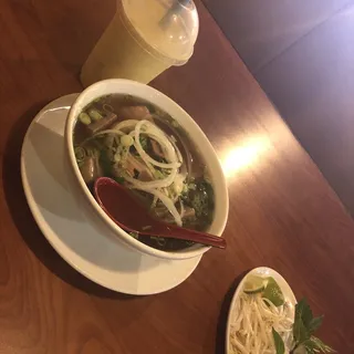 S2. Banh Mi Thit Nguoi
