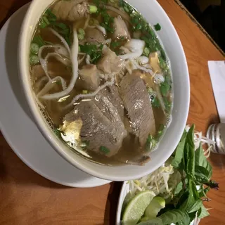 P2. Round Steak and Beef Meatballs Pho