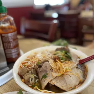 N6. Bun Bo Hue