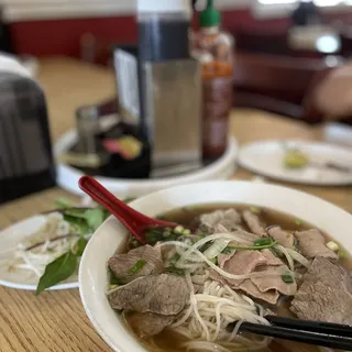 4. Pho Tai, Nam Gau