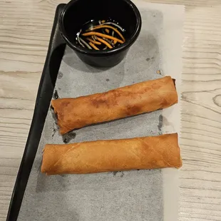 2 piece eggroll. actually really good