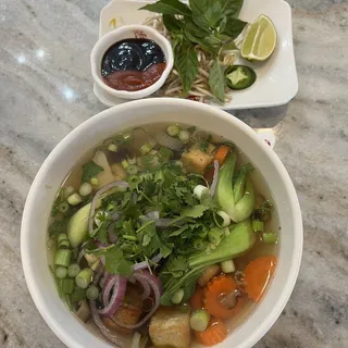 P5. Vegetable and Tofu Pho