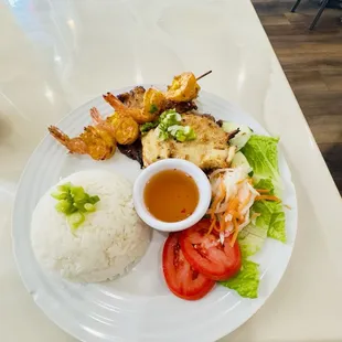 Rice beef chicken shrimp