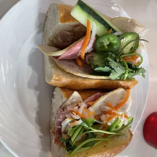 Banh mi dac biet