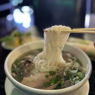 Pho Chin, Nam, Gan, Sach