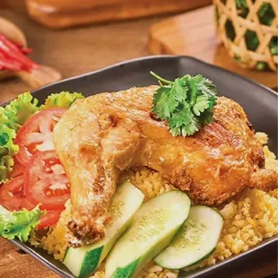 hicken fried rice with cucumber and tomatoes