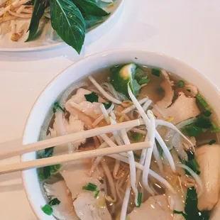 Small chicken pho