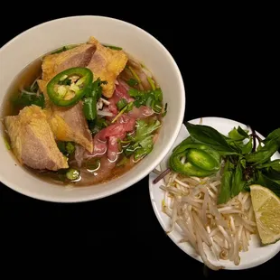 Phở Tái Gầu 
Rare Beef Well done Flank Phở