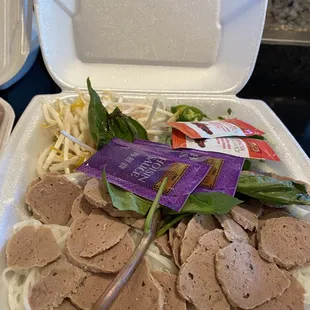 Beef Meatballs Noodle Soup