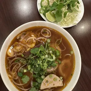 Bun Bo Hue