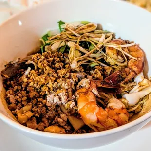 Nam Vang with egg noodles