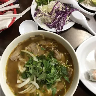 Bun bo hue