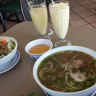 Pho Tai