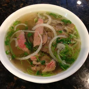 P6. Steak &amp; Brisket Noodle Soup / Pho Tai, Chin
