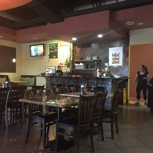 Spacious area for dinning