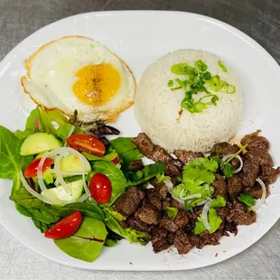 Bò lúc lắc/ Shaking beef