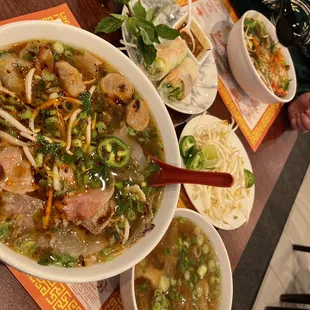 Combination pho extra tendon spring rolls veggies pho
