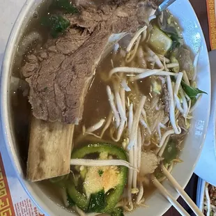 Pho with beef riny