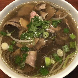 P7. Rare Steak, Well Done Flank and Brisket Soup