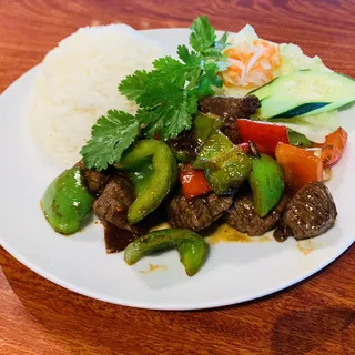R4. Grilled Beef over Rice Plate