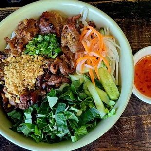 Grilled pork vermicelli bowl