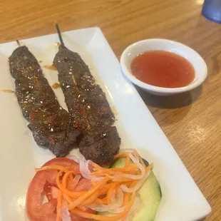 [ 09 ] GRILLED LEMONGRASS BEEF ON SKEW [ BÒ NƯỚNG KIỂU THÁI ]