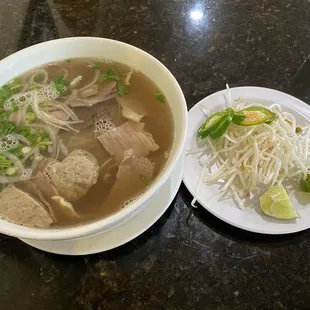 Pho dac biet