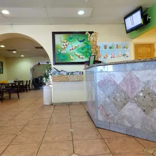 Counter &amp; dining area.