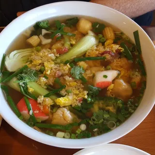 A19. Wor Wonton Soup