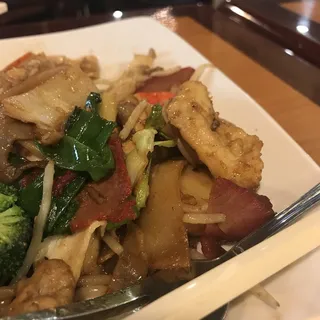 29. House Special Chow Fun