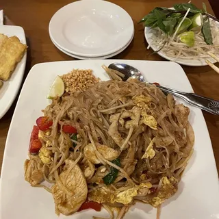 36. Chicken Pad Thai