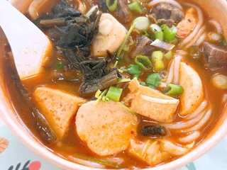 Yulnn Meals & Sips
