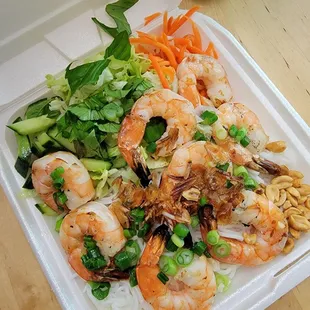 Vermicelli with grilled prawn