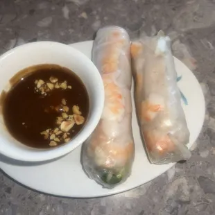 Fresh spring rolls (had to have a bite before picture )