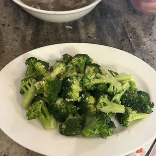 Garlic broccoli