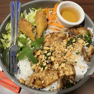 Grilled Chicken &amp; Eggroll with Vermicelli