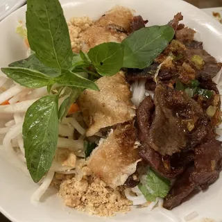 V2. Imperial Rolls with Vermicelli