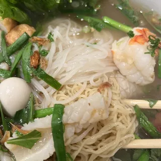 N6. Noodle Soup - H Tu/M Thp Cm
