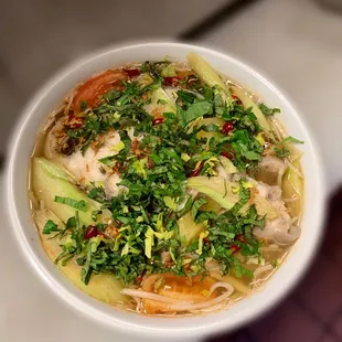 Canh Chua Cá // Sweet and sour soup with fish