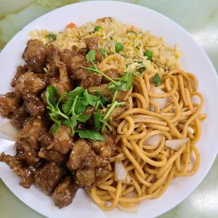 Orange chicken, fried rice with chowmein