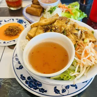 30. Garlic Tofu Plate