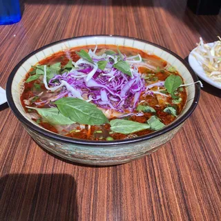 B2. Hue Style Spicy Beef Noodle Soup
