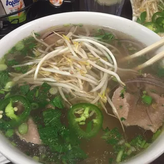 F1. Eye of Round Steak Noodle Soup