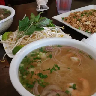 F2. Eye of Round Steak and Beef Flank Noodle Soup