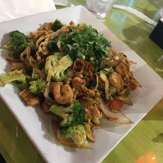 B13. Grilled Shrimp, Grilled Chicken and Egg Roll Vermicelli Bowl