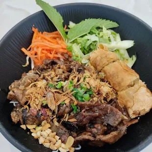 Pork and egg roll vermicelli (gha)
