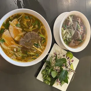 Spicy beef tendon noodle soup
