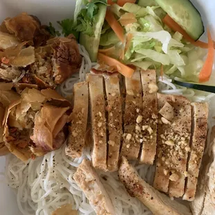Vermicelli chicken bowl
